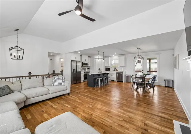 Photo 1 of Sale Pending at 11848 N Kentucky Ave, Kansas City, MO 64157 | MLS# 2630937 | Listing updated on 2026-08-31