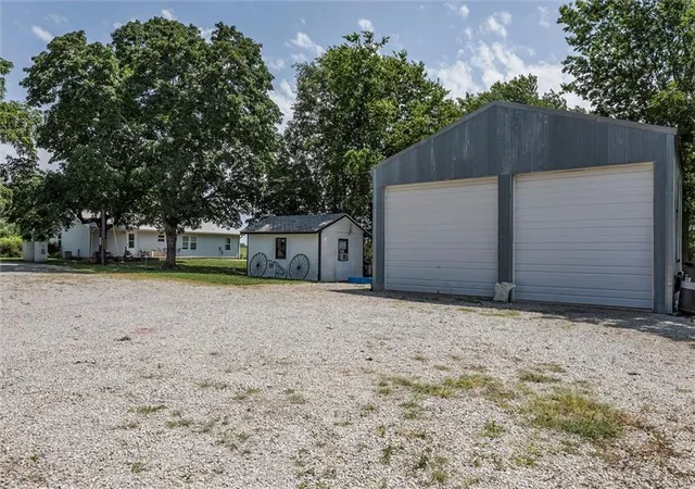 Homes for sale in Amoret, MO | 9009 Nw County Road 2002 Road, Amoret, MO 64722 | MLS# 2630947