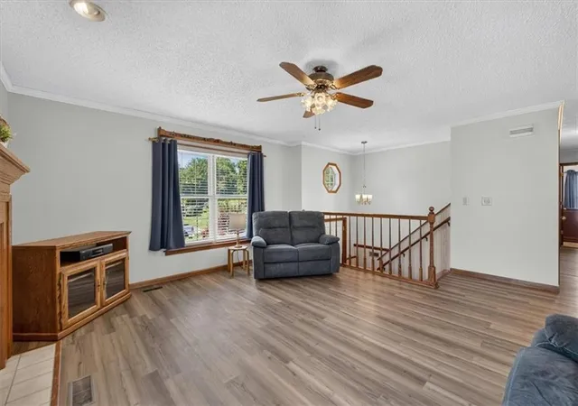 4th image of 103 S Paul Dr, Sibley, MO 64088 | MLS# 2630951