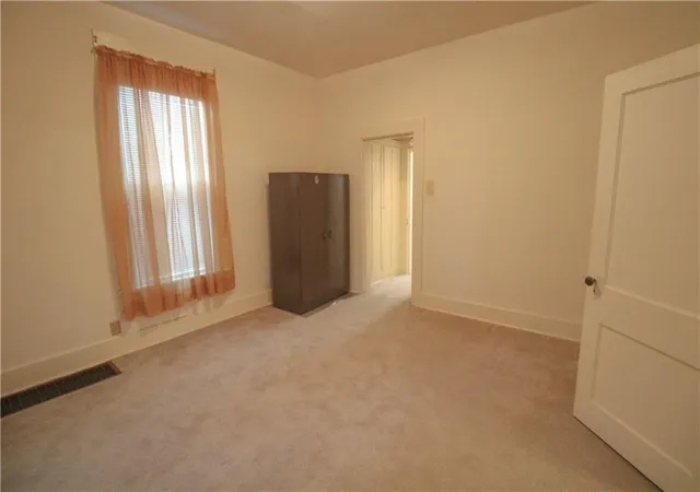 Photo 3 of Single Family Residence at 1005 N 22nd Street, Saint Joseph, MO 64506 | MLS# 2630954 | | Sold on 2026-07-21