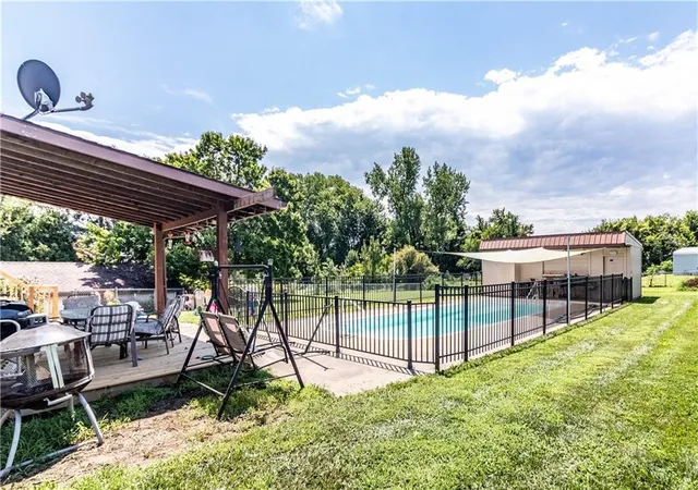 Homes for sale in Lexington, MO | 12064 Mike Rd, Lexington, MO 64067 | MLS# 2630959