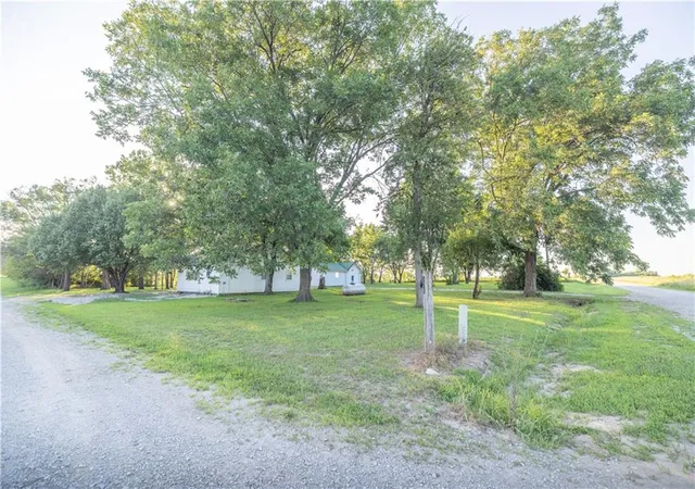 Homes for sale in Centerville, KS | 6978 W 1300 Rd, Centerville, KS 66014 | MLS# 2630972