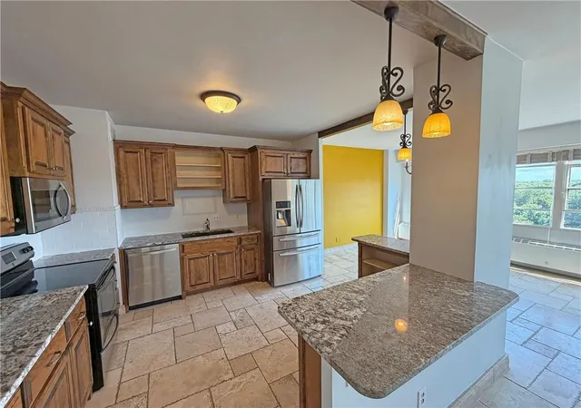 3rd image of 333 W Meyer Blvd #1215, Kansas City, MO 64113 | MLS# 2630983