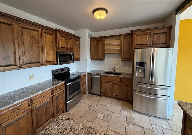 4th image of 333 W Meyer Blvd #1215, Kansas City, MO 64113 | MLS# 2630983