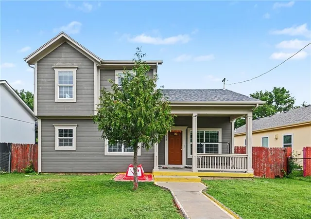 1st image of 1210 Barnett Ave, Kansas City, KS 66102 | MLS# 2630987