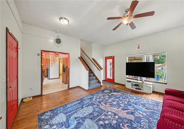 4th image of 1210 Barnett Ave, Kansas City, KS 66102 | MLS# 2630987