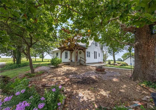 Photo 4 of Single family home for sale at 835 NW 950 Road, Blairstown, MO 64726 | MLS# 2630998 | Listing updated on 2026-10-04