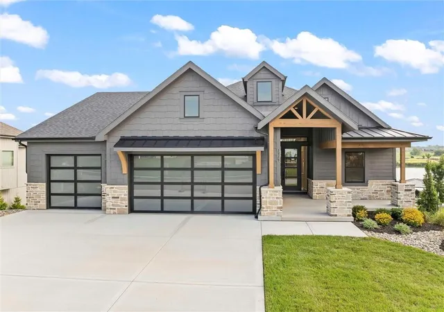 Homes for sale in Olathe, KS | 15219 W 161st Ter, Olathe, KS 66062 | MLS# 2631007