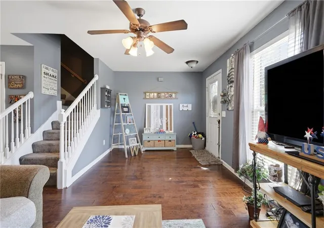 3rd image of 3496 Sw Wysteria Ter, Lees Summit, MO 64082 | MLS# 2631010