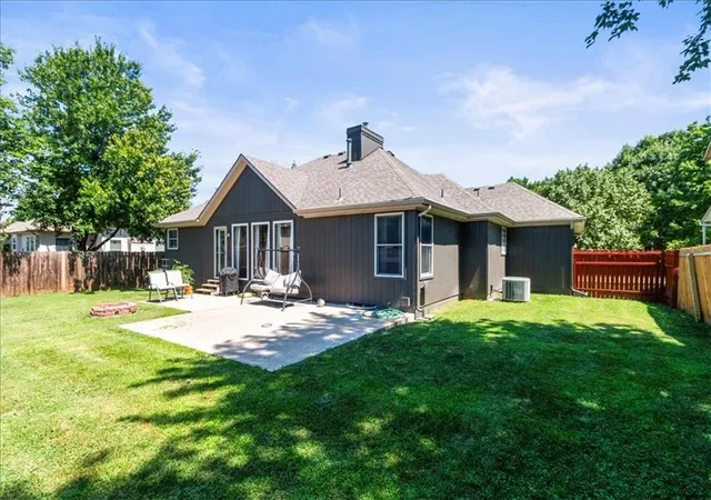 27th image of 1307 Se Scenic Ln, Blue Springs, MO 64014 | MLS# 2631014