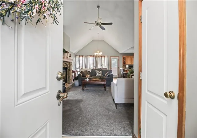 4th image of 1307 Se Scenic Ln, Blue Springs, MO 64014 | MLS# 2631014