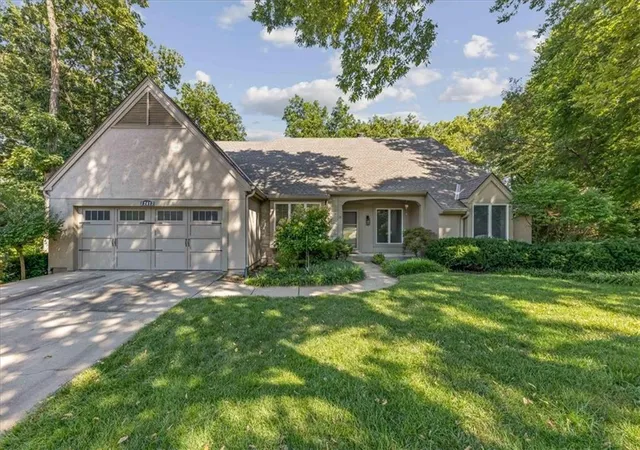 1st image of 12613 Walmer St, Overland Park, KS 66209 | MLS# 2631021