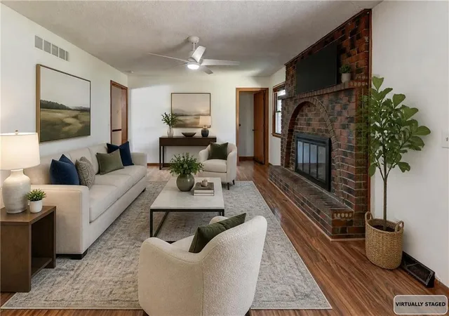 Photo 5 of Sale Pending at 2400 NW 86th Terrace, Kansas City, MO 64154 | MLS# 2631045 | Listing updated on 2026-08-20
