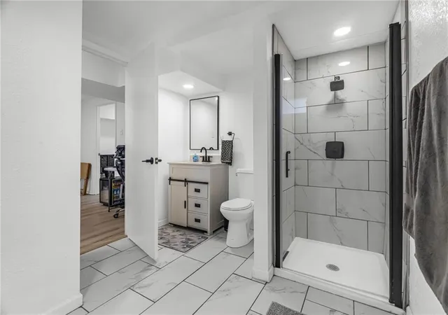 5th image of 1400 E 76Th Ter, Kansas City, MO 64131 | MLS# 2631057