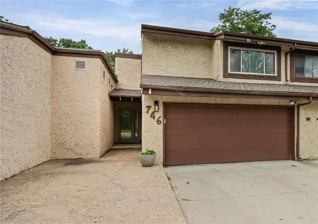 Photo 1 of Sale Pending at 746 N 75th Terrace, Kansas City, KS 66112 | MLS# 2631062 | Listing updated on 2026-08-08