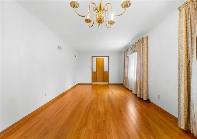 Photo 3 of Sale Pending at 17205 E 28th Terrace S, Independence, MO 64057 | MLS# 2631077 | Listing updated on 2026-08-15