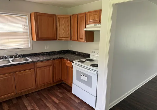 Photo 3 of Sale Pending at 3010 E 61st Street, Kansas City, MO 64130 | MLS# 2631104 | Listing updated on 2026-07-23