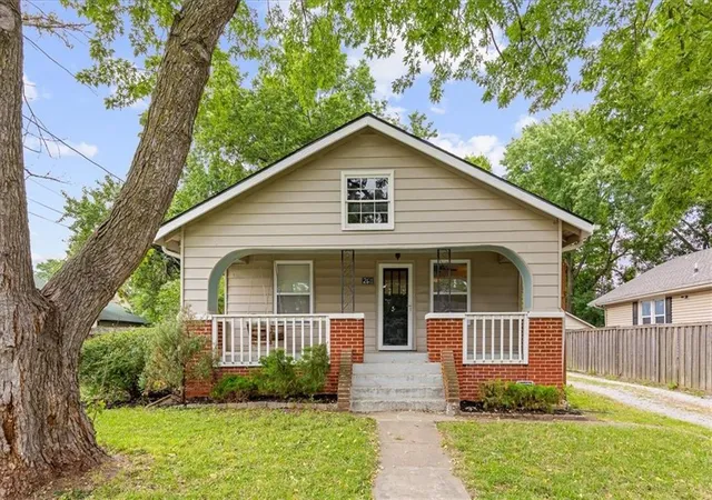 Photo 1 of Sale Pending at 2611 S 36th Street, Kansas City, KS 66106 | MLS# 2631130 | Listing updated on 2026-08-25
