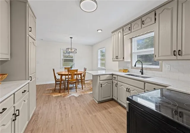 5th image of 5808 Mackey St, Mission, KS 66202 | MLS# 2631162