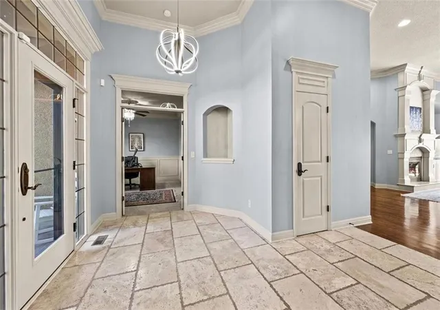 Photo 4 of Single family home for sale at 6019 NW 107th Street, Kansas City, MO 64154 | MLS# 2631184 | Listing updated on 2026-08-30
