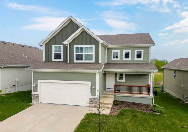 38th image of 3813 Sw Maryville Pl, Lees Summit, MO 64082 | MLS# 2631197