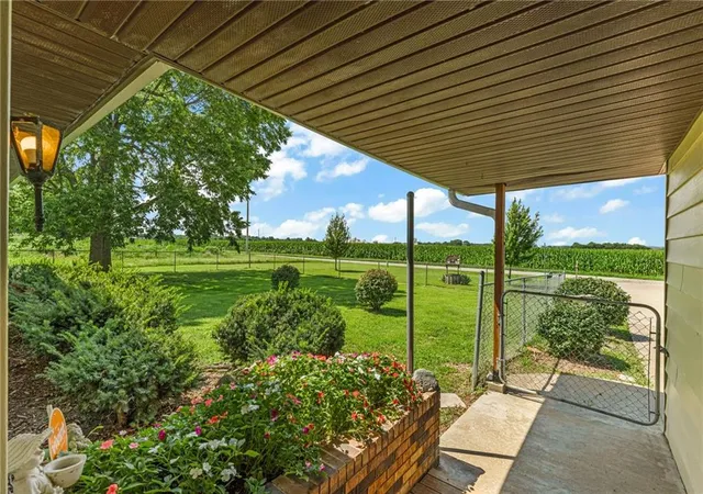 Homes for sale in Lawrence, KS | 1609 N 1600 Rd, Lawrence, KS 66044 | MLS# 2631212