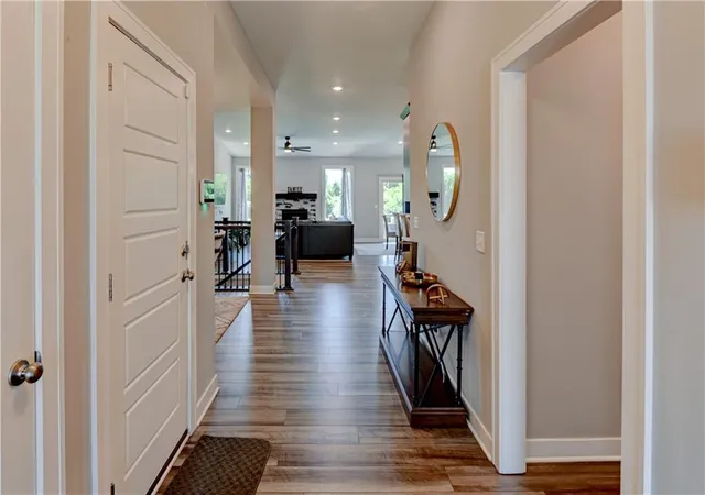 Photo 3 of Single family home for sale at 1821 Ne Ravenwood Dr, Lees Summit, MO 64086 | MLS# 2631215 | Listing updated on 2026-08-20