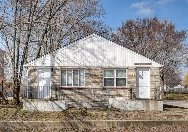 2nd image of 724 N Noland Rd, Independence, MO 64050 | MLS# 2631221