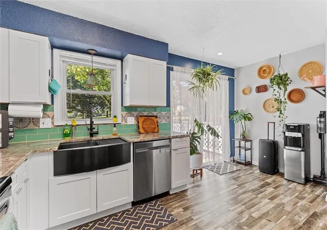 Photo 5 of Sale Pending at 605 S Westview Dr, Richmond, MO 64085 | MLS# 2631223 | Listing updated on 2026-08-26