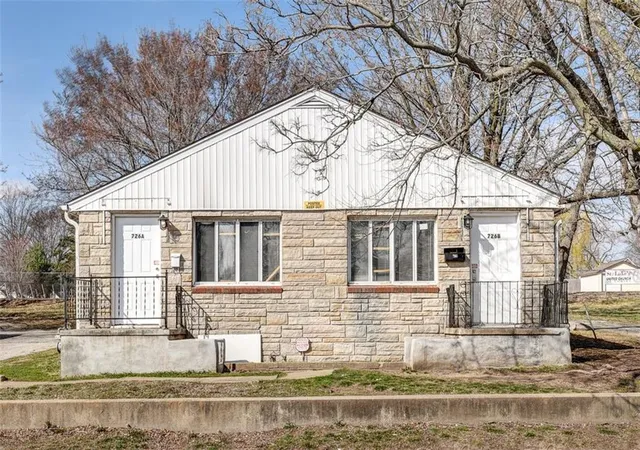 5th image of 726 N Noland Rd, Independence, MO 64050 | MLS# 2631228