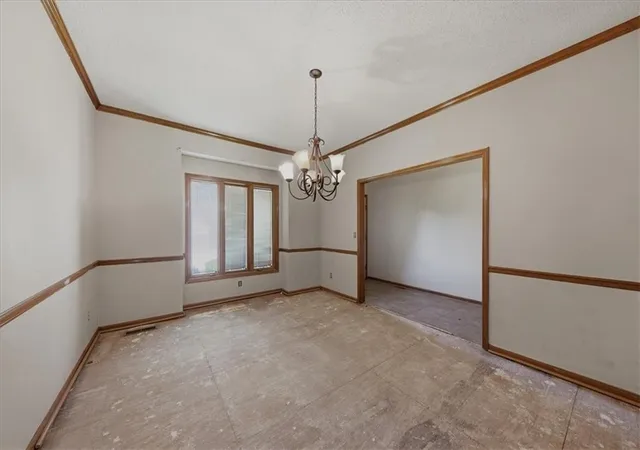 5th image of 2227 Sw Park Avenue Cir, Blue Springs, MO 64015 | MLS# 2631238