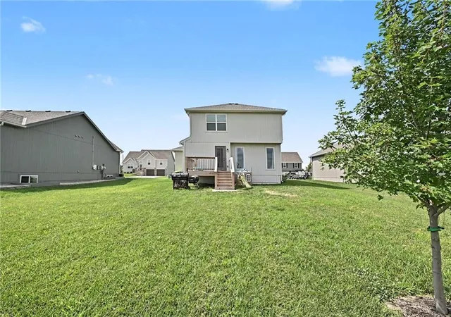 Photo 4 of Single family home for sale at 10294 Lucca Ln, Peculiar, MO 64078 | MLS# 2631245 | Listing updated on 2026-09-14