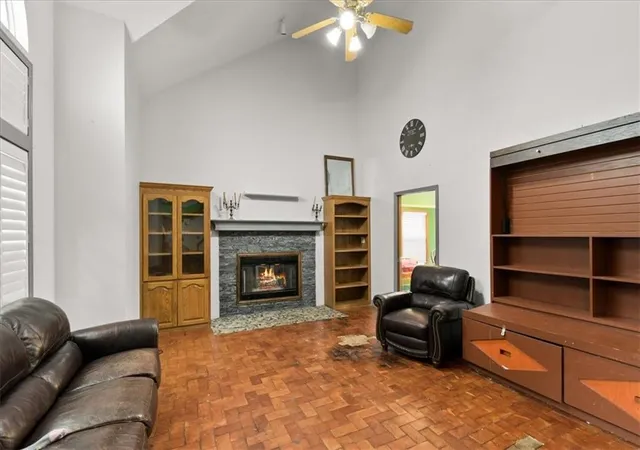 5th image of 1205 Se 12Th Cir, Lees Summit, MO 64081 | MLS# 2631265
