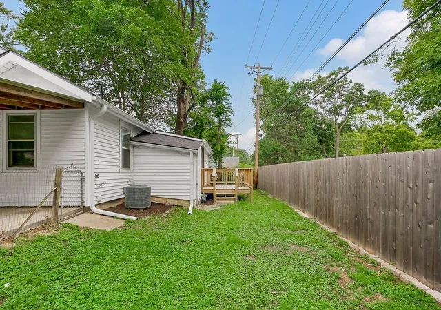 29th image of Maple St, Mission, KS 66208 | MLS# 2631281