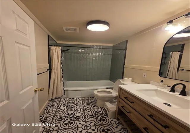 Photo 5 of Single family home for sale at 4248 NE Kelsey Rd, Kansas City, MO 64116 | MLS# 2631291 | Listing updated on 2026-08-27