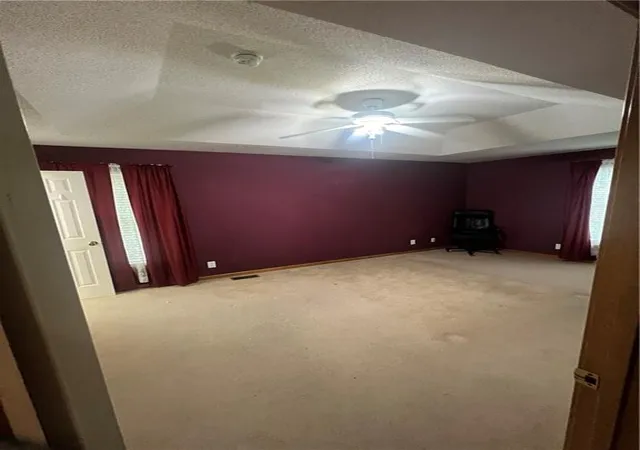 Photo 21 of Sale Pending at 102 Carson Cir, Excelsior Springs, MO 64024 | MLS# 2631292 | Listing updated on 2026-08-22