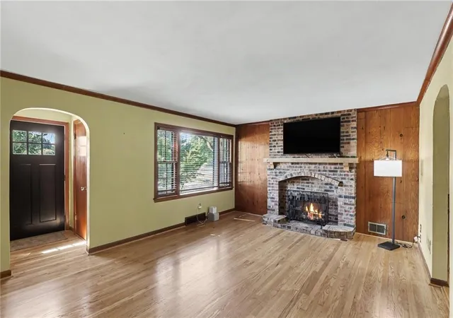 Photo 4 of Sale Pending at 10910 W 67 St, Shawnee, KS 66203 | MLS# 2631313 | Listing updated on 2026-09-29