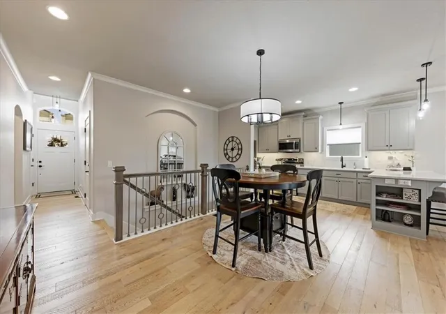 4th image of 914 Zennor Ln, Raymore, MO 64083 | MLS# 2631343