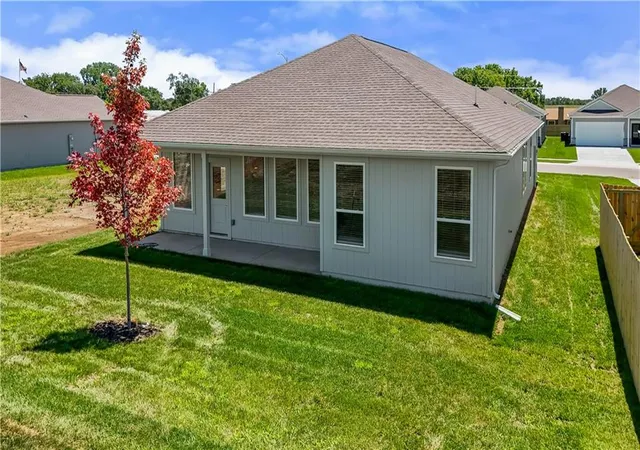 26th image of 21360 W Cleveland St, Spring Hill, KS 66083 | MLS# 2631356