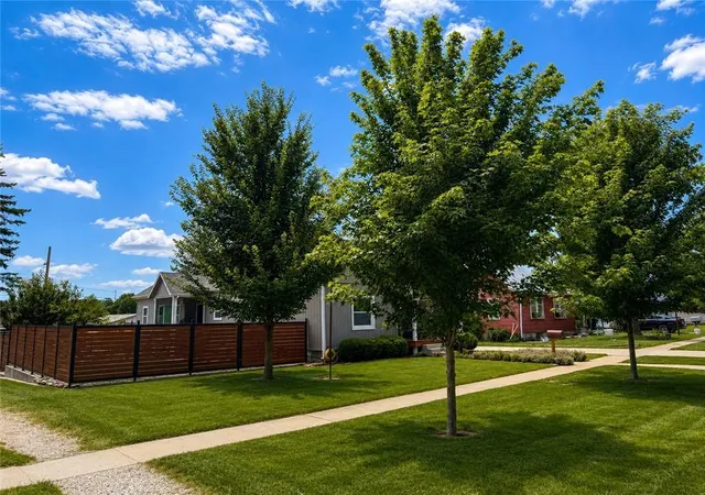 4th image of 424 E Santa Fe Ave, Marceline, MO 64658 | MLS# 2631365