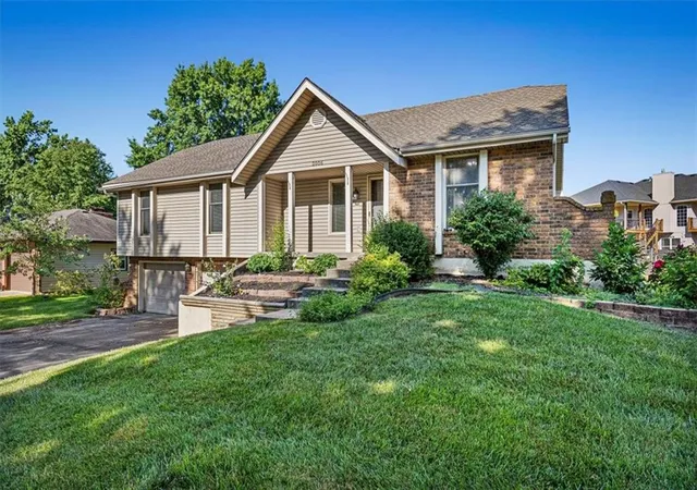 Homes for sale in Excelsior Springs, MO | 2006 Joy St, Excelsior Springs, MO 64024 | MLS# 2631368