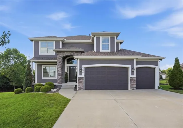 Photo 2 of Sale Pending at 4606 Ne 90th Terrace, Kansas City, MO 64156 | MLS# 2631370 | Listing updated on 2026-08-18