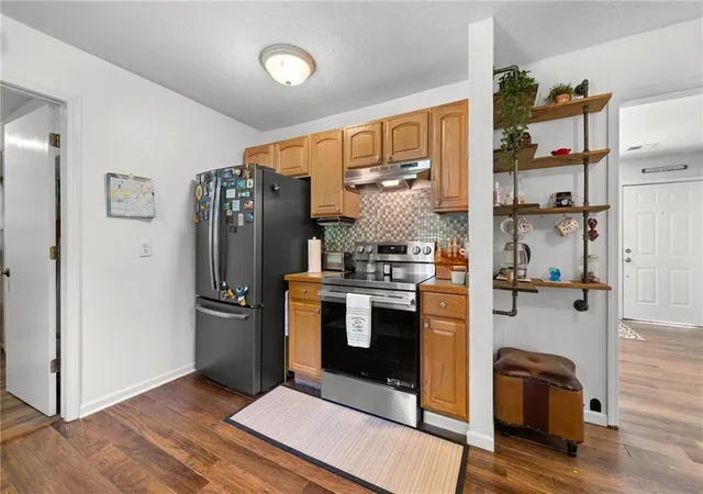 5th image of 5520 Barton Ln, Shawnee, KS 66203 | MLS# 2631377