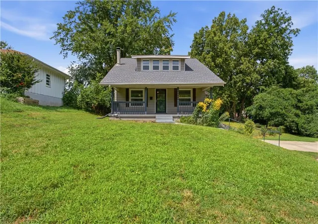 Photo 1 of Single family home for sale at 5308 Northern Ave, Raytown, MO 64133 | MLS# 2631379 | Listing updated on 2026-09-17