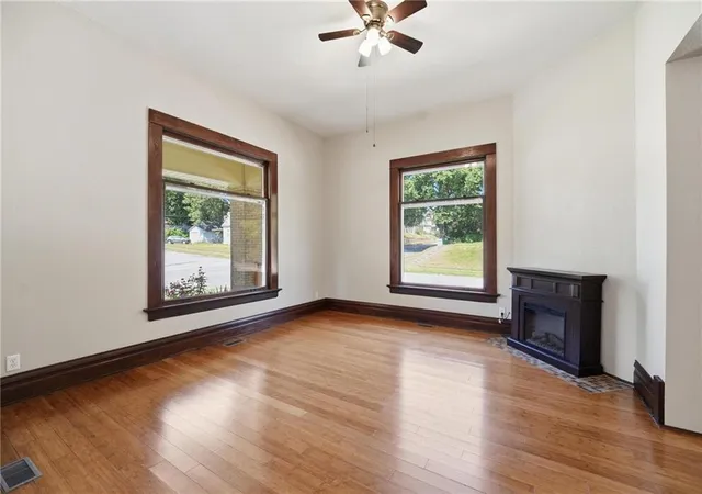 Photo 5 of Sale Pending at 2420 Jules St, Saint Joseph, MO 64501 | MLS# 2631386 | Listing updated on 2026-08-13