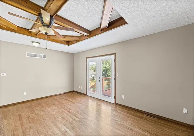 Photo 3 of Sale Pending at 1406 SE 2nd Street, Lee's Summit, MO 64063 | MLS# 2631388 | Listing updated on 2026-09-13