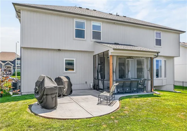5th image of 1910 Ne 113Th Ter, Kansas City, MO 64155 | MLS# 2631428