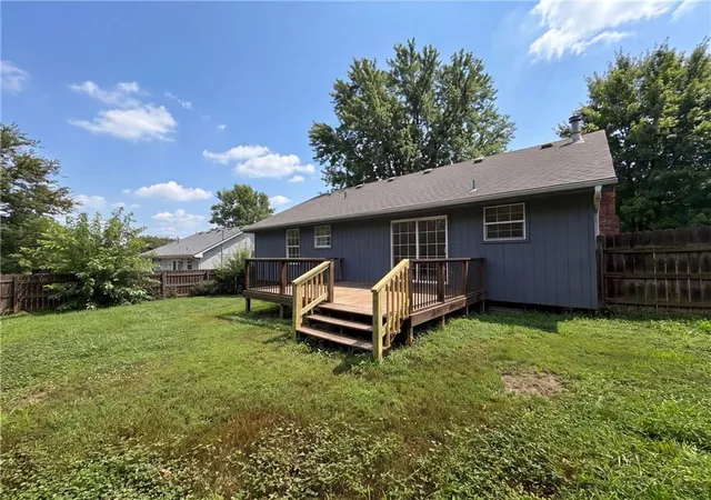 5th image of 1706 N Lazy Branch Rd, Independence, MO 64058 | MLS# 2631432