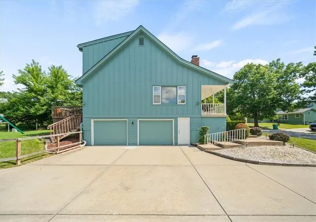 Photo 3 of Sale Pending at 14500 Laquinta St, Grandview, MO 64030 | MLS# 2631439 | Listing updated on 2026-09-03