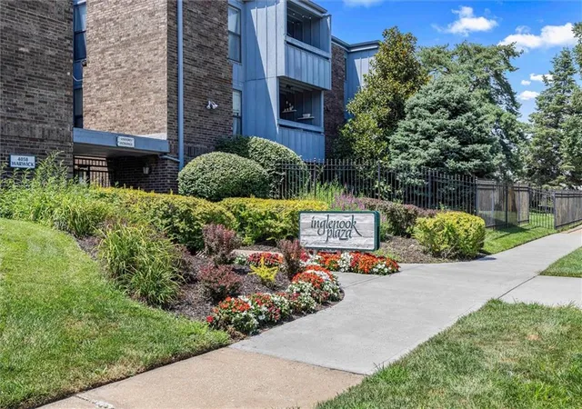 Photo 1 of Condo for sale at 4056 Warwick Blvd #3, Kansas City, MO 64111 | MLS# 2631447 | Listing updated on 2026-08-17